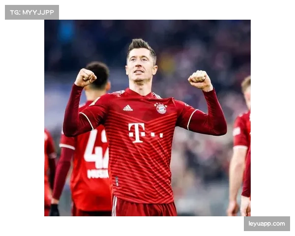 莱万完成五大联赛五百场里程碑 进球数历史第三